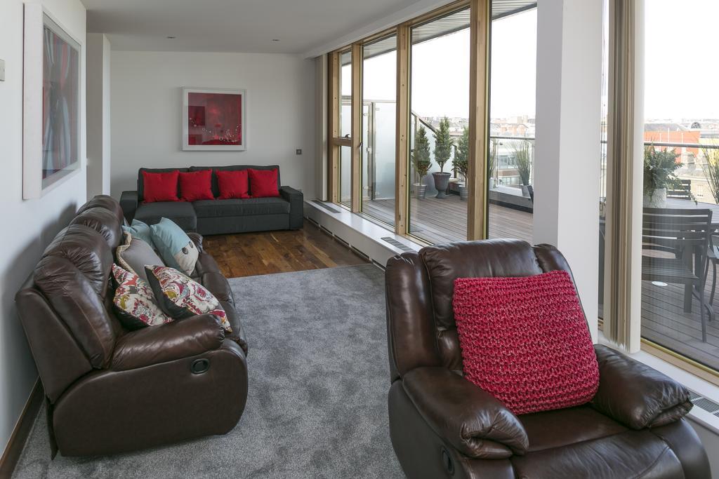 Stunning Penthouse Apartment Dublin Extérieur photo